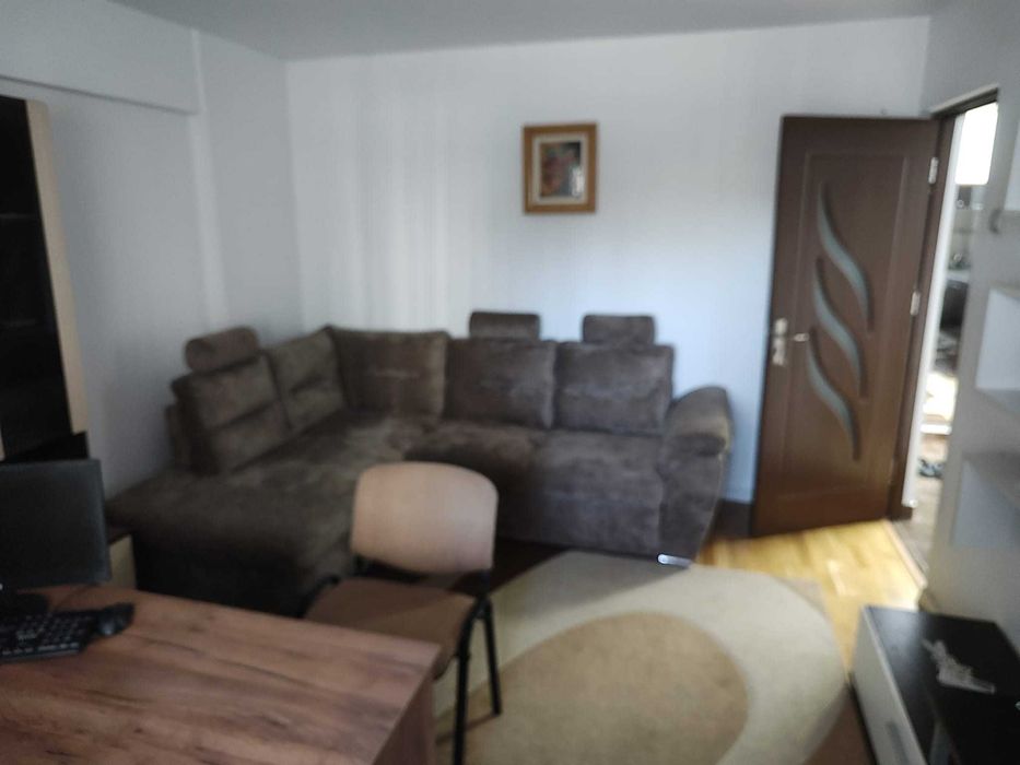 Persoana fizica inchiriez ap 2 camere Pacurari