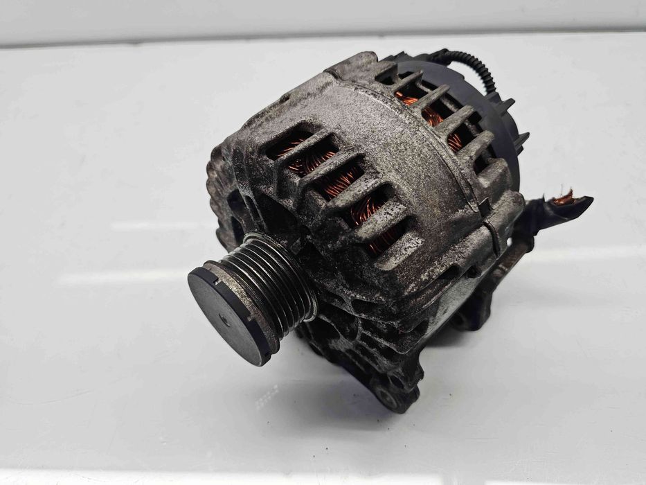 Alternator Volkswagen Golf 6 (5K1) [Fabr 2009-2013] 03C903025D 1.4 TSI