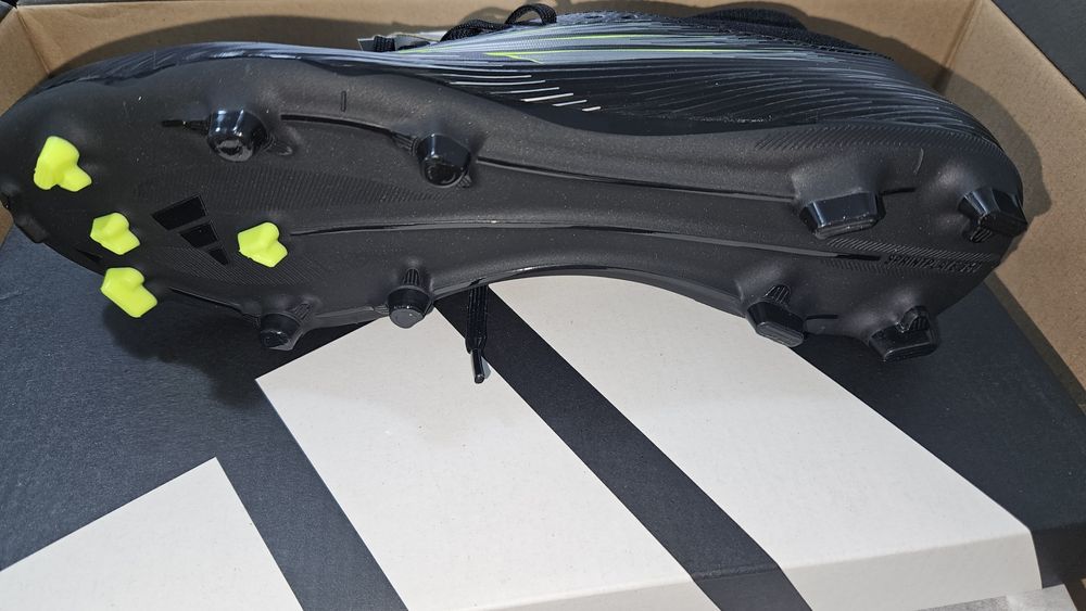 Бутони Adidas F50