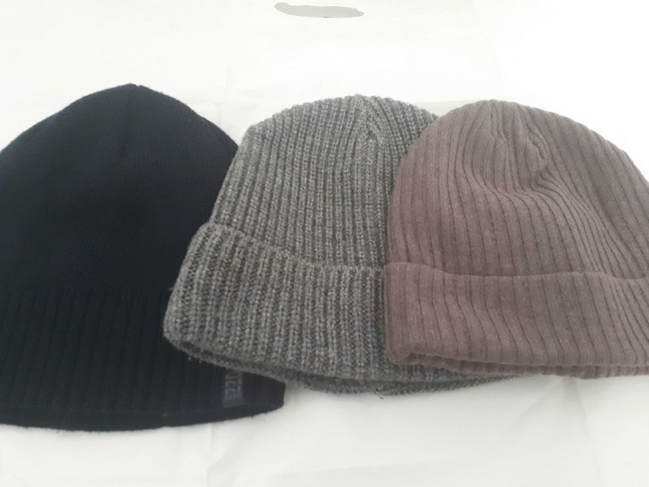 Продам шапки шерстяные