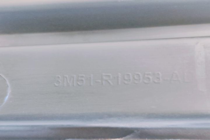 Grila bara  proiector  3M51R19953AD Ford C-Max  seria