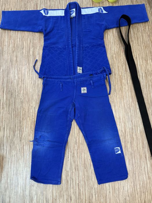 Продам кимоно дзюдо