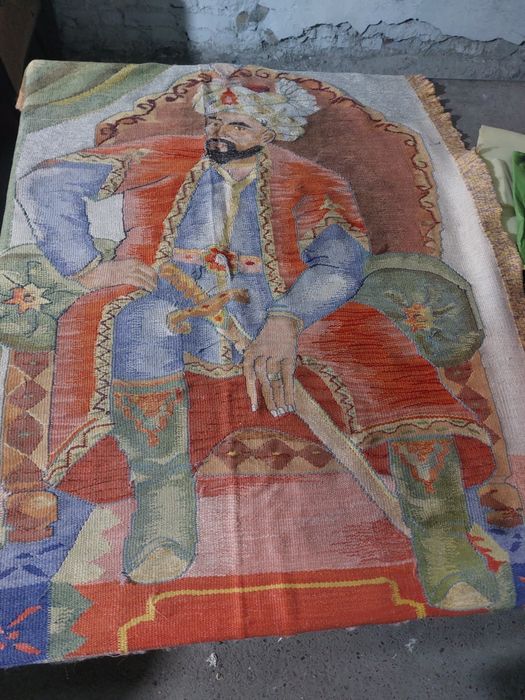 Ручная ковёр Мирза Улугбек