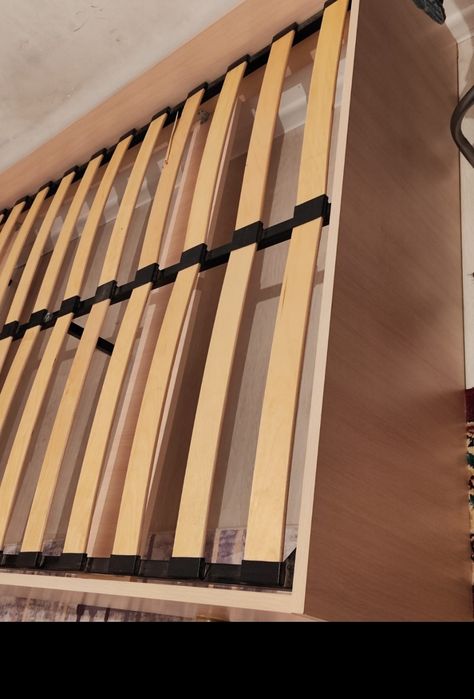 Продам кровать без матроса