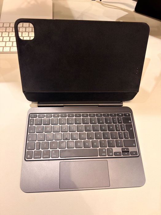 Tastatura Apple Magic iPad Pro 11”