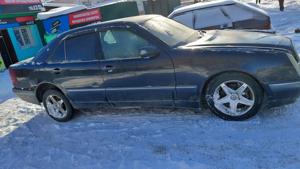 Продам Mercedes e 240
