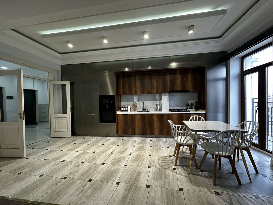 Срочно, Своя, ул. Нукуской 2/4/6 новостройка 85кв.