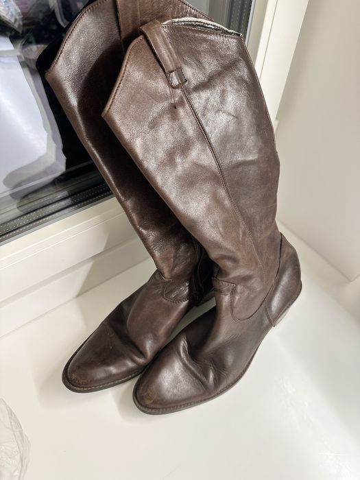 Кожени ботуши номер 39