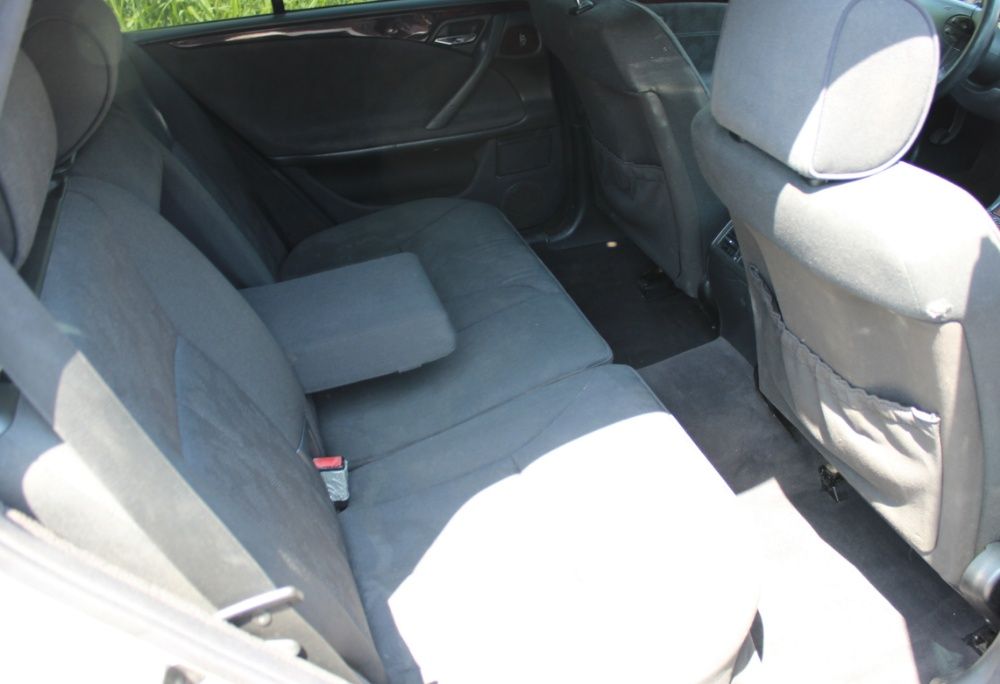 НА ЧАСТИ Mercedes W210 E270cdi Комби Фейслифт / Мерцедес В210