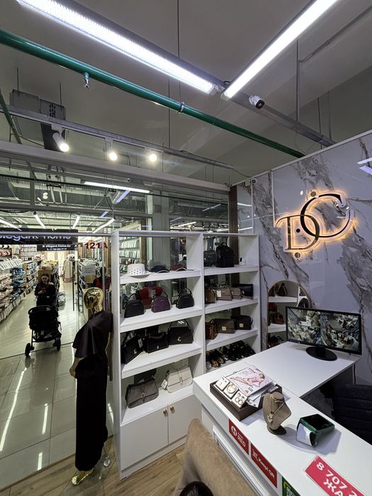 Продам Шкаф для сумок обуви и тд