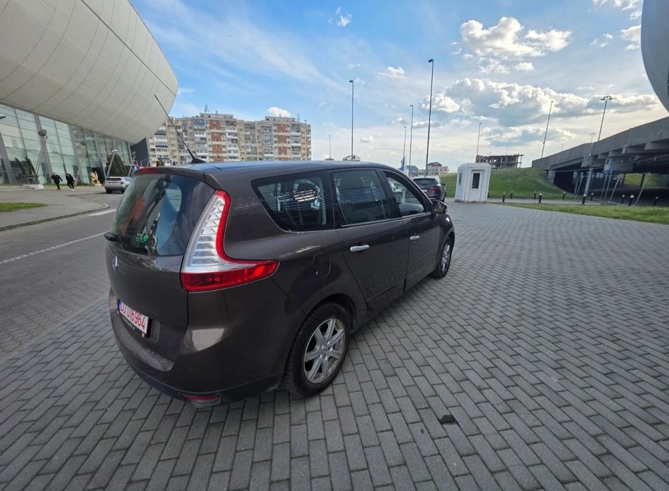 Ocazie ,Vand Renault Scenic 1,5 cdi Euro 6 i 2013, 7 locuri