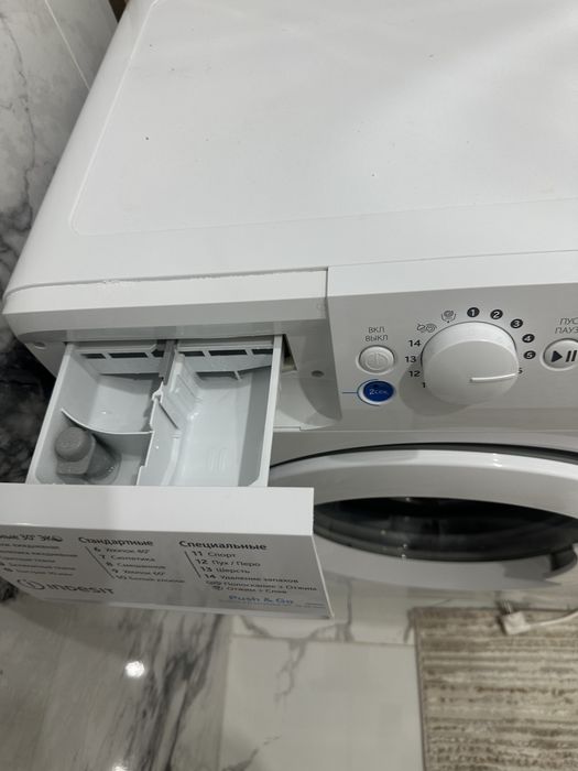 Стиральная машина Indesit