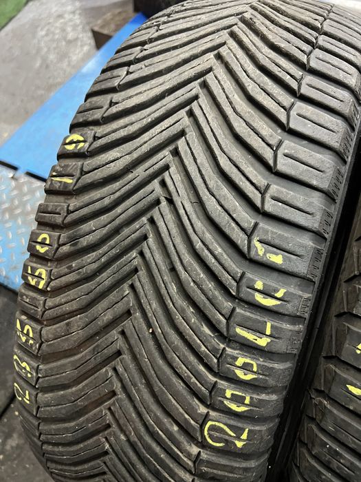 235 50 19 michelin all season dot 2023