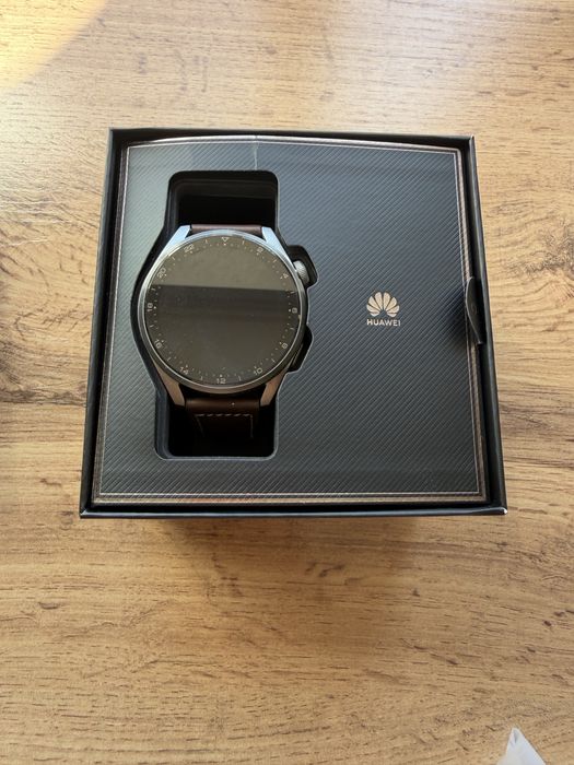Продаю Huawei Watch 3 Pro