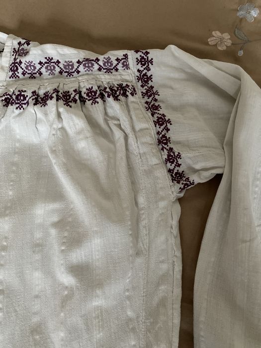 Ie , cămașă populară