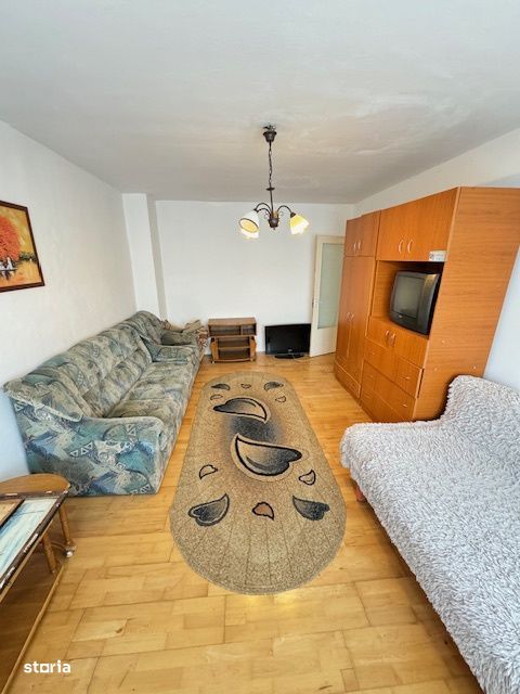 Apartament 2 camere de vanzare, str. Ardealului, Bacau — fotografia 1