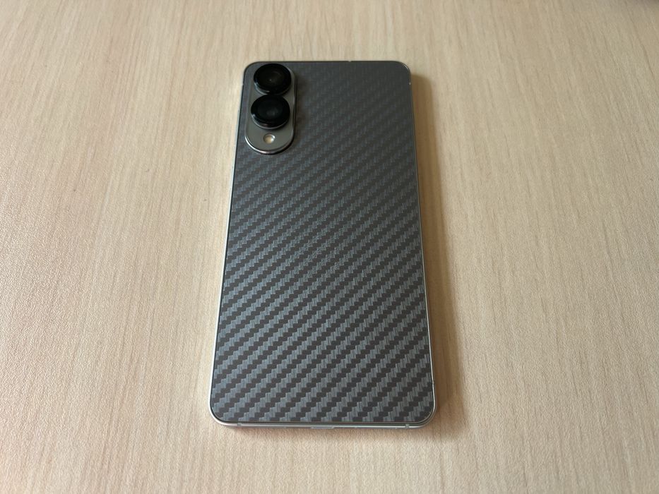 Продавам Samsung Galaxy S25 Edge 512/12GB