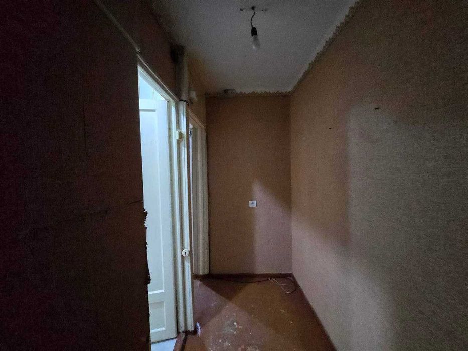 21 - мактаб якинида 2 хонали 3 хонага мосласа булади