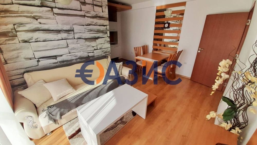 Продава се Двустаен апартамент в к.к. Слънчев бряг - 61 кв.м за 1443 €/кв.м - Снимка #8