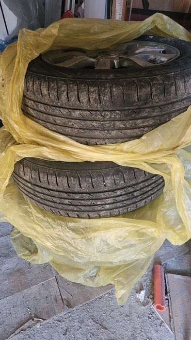 Продам диски с летней резиной.