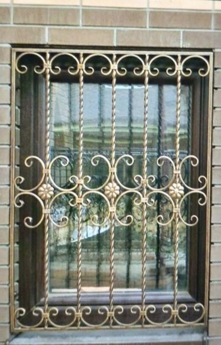 Naves reshotka panjara darvoza