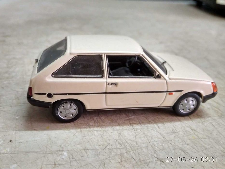 Коллекционная модель Заз-1102 Таврия масштаб 1:43, DeAgostini