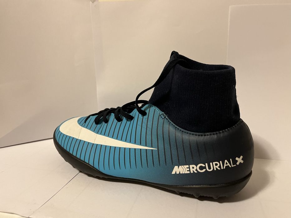 Ghete de footbal NIKE nou noute marimea 38/39
