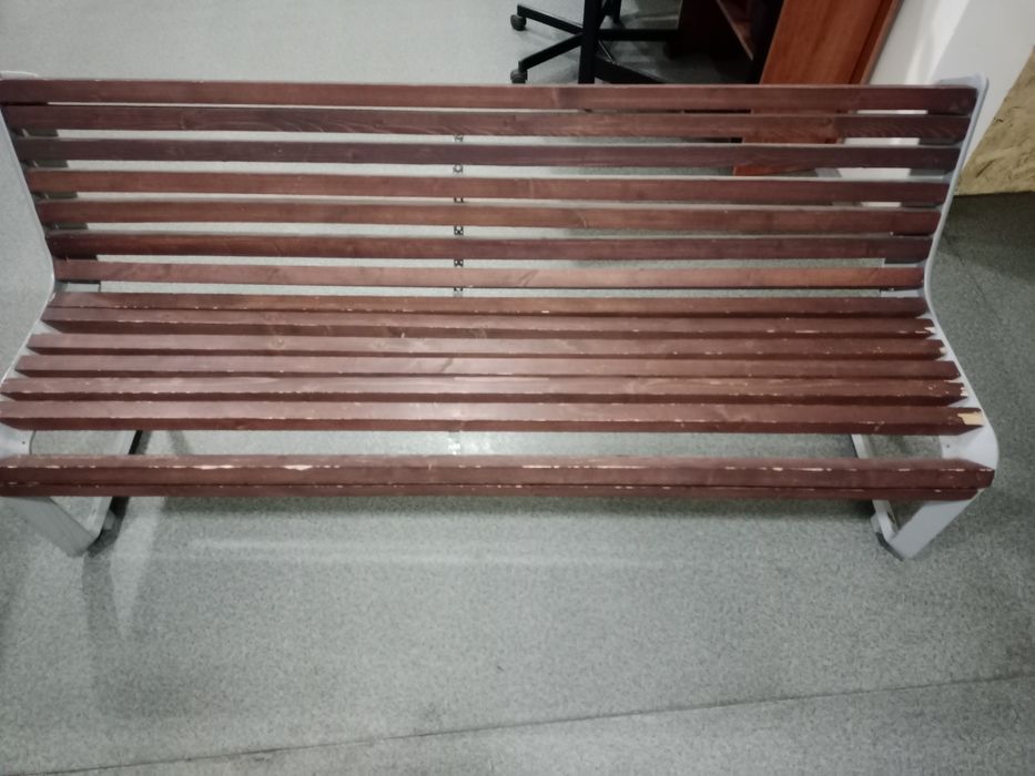 Продам лавочку для двора