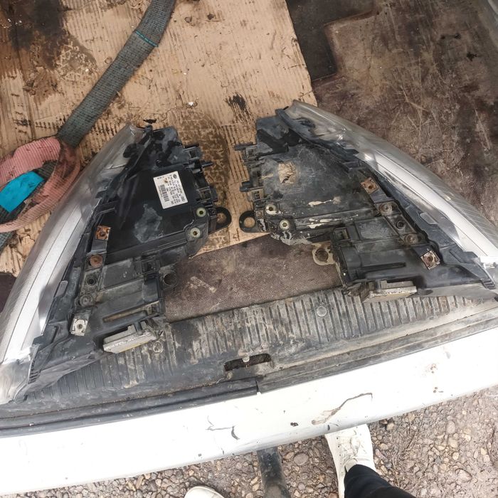 far stanga dreapta audi a8 d3 2007 xenon complete