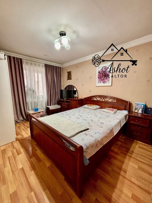 3/2/5 Кирпич 2х6 Буюк Ипак Йули Максим Горький метро БИЙ 70м2