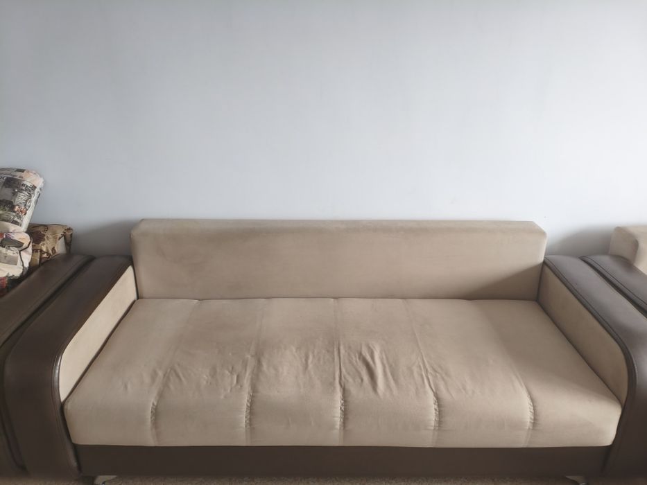 Продам.    Диван