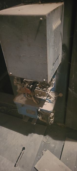 "Масленный включатель" ва "магнитный пускатель" сотилади,