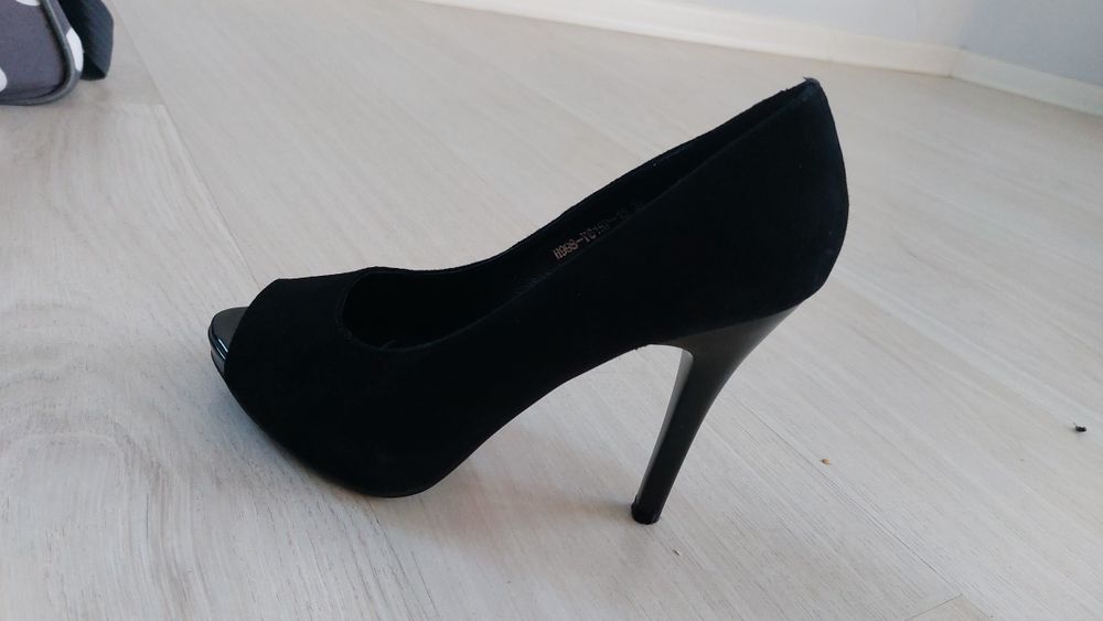 Продам туфли в отличном состоянии