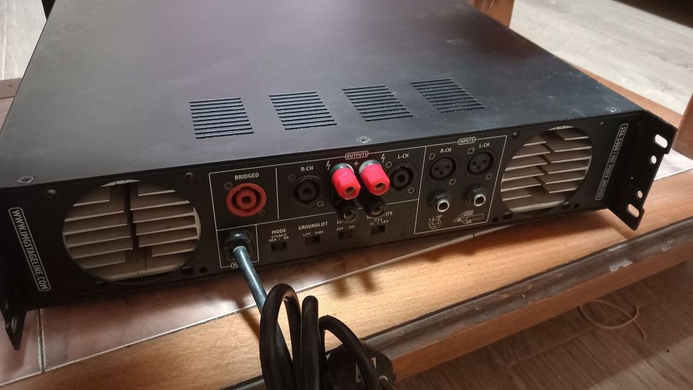 Super ocazie. Vlnd amplificator putere inpecabil și perfect functional