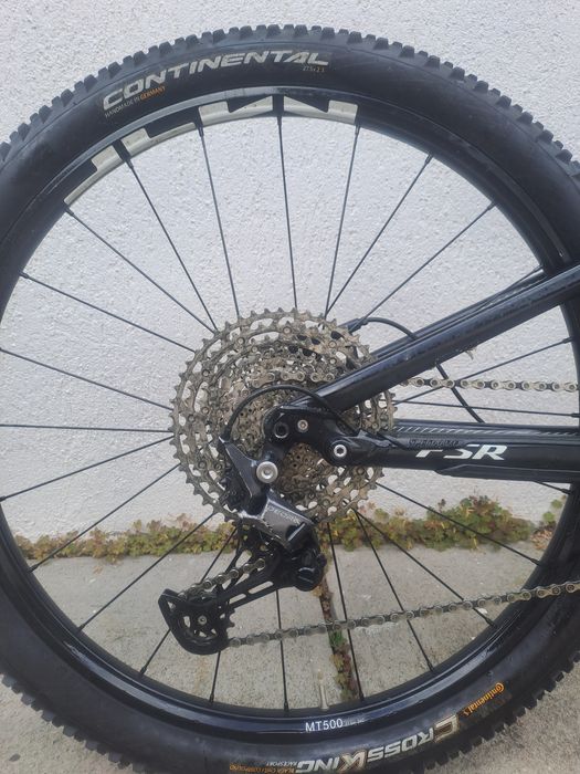 Bicicleta specialized full suspension