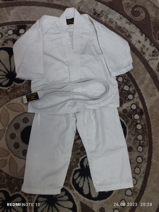 Продам кимано.    ..