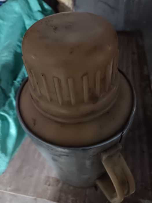 Продам термос бидон.