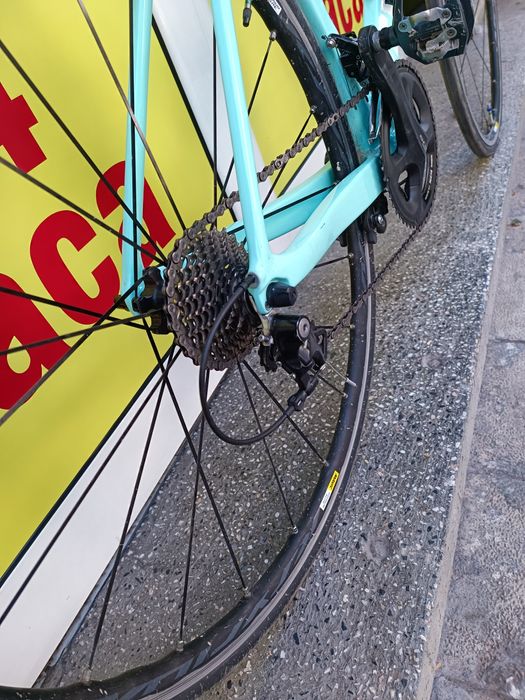 Шосеен велосипед - карбон, Shimano 105, Mavic + GPS