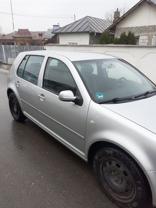 Se vinde Golf IV