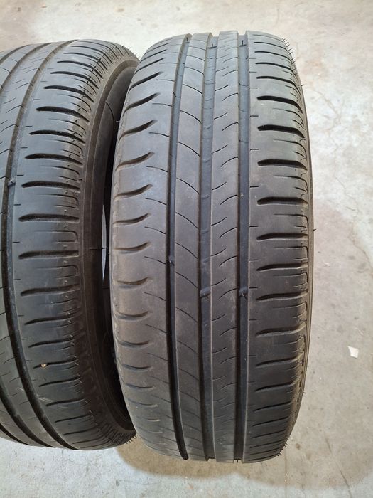 2 Anvelope de vara 185 60 r15 Michelin