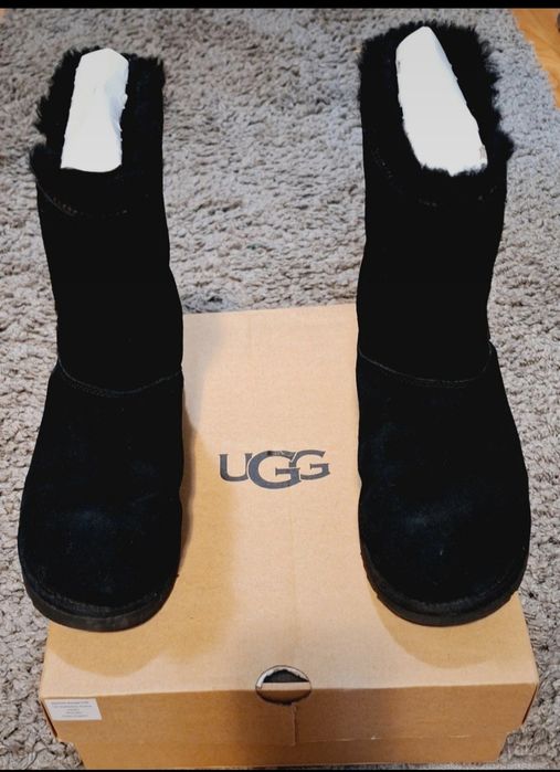 Ghete UGG  marimea 37