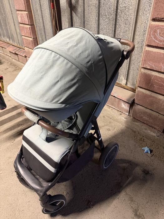 Продам Коляску Babyton