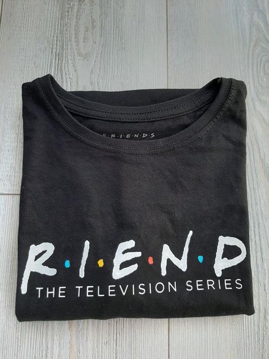 Нова тениска и рокля на Friends. UK размер: 8