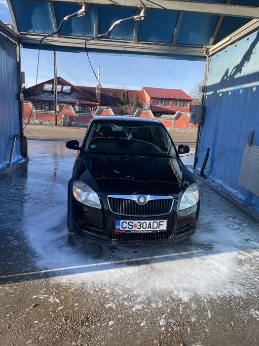 Skoda Fabia 1.2 Benzină – 171.000 km