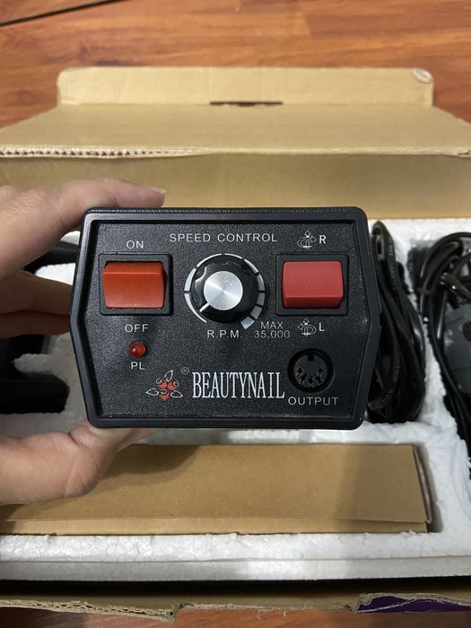 Машинка для маникюра