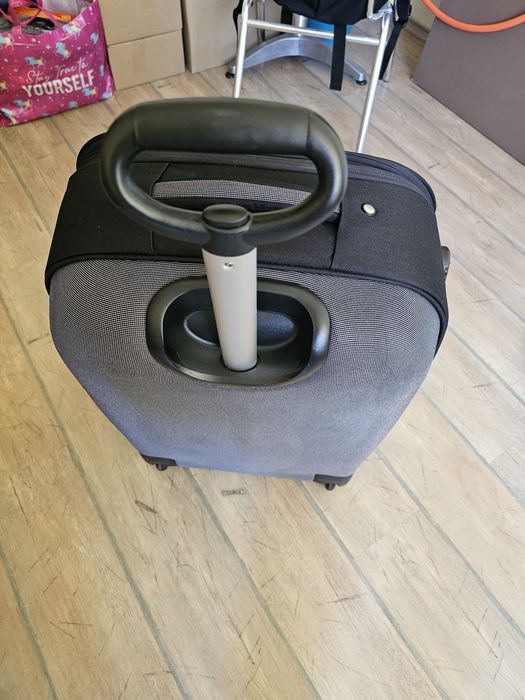 Голям пътнически  куфар