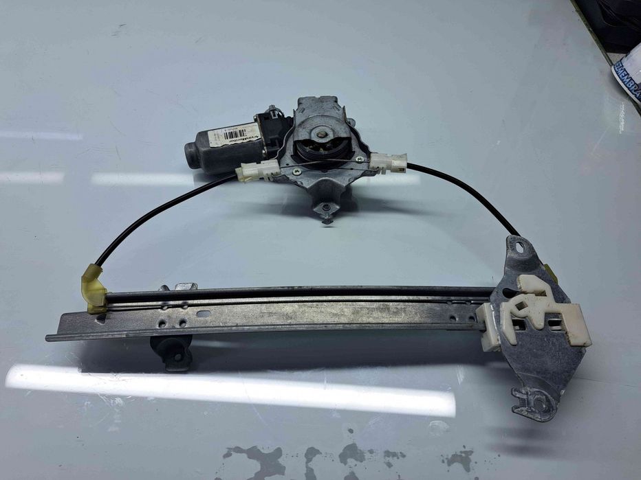 Macara electrica geam dreapta spate Nissan Qashqai Facelift (2) [Fabr