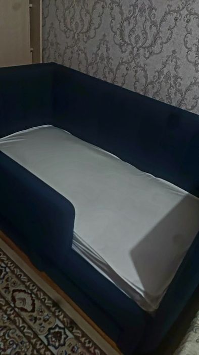 Продам односпальную кровать