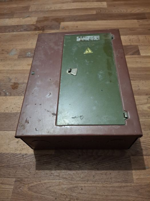 Электрическая  щита