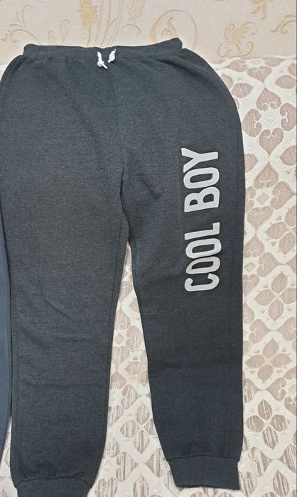 Продам спортивные вещи на мальчика